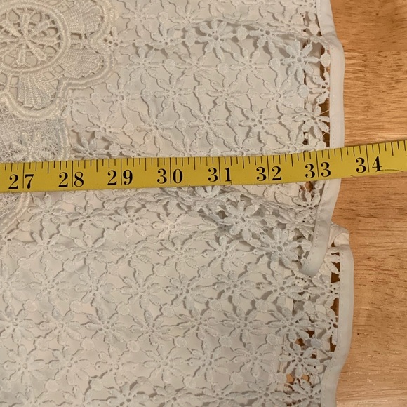 Saylor White Lace Dress W/ Colorful Flowers Small - Picture 8 of 10